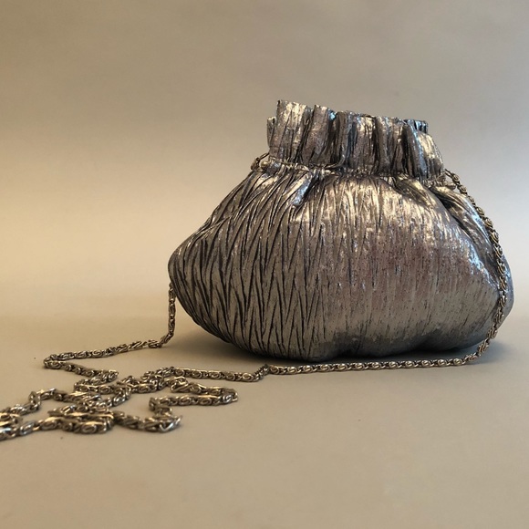 Silver Vintage Evening Bag w/Long Silver Chain - Picture 1 of 2